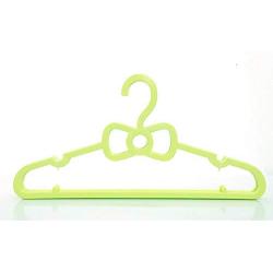 SAASNY Standard Hangers Plastic Hangers,Plastic Hangers 28 Pack Coat Hangers Standard Hangers for Clothes Slim and Space Saving Notched Hangers(Green) for Drying and Storage