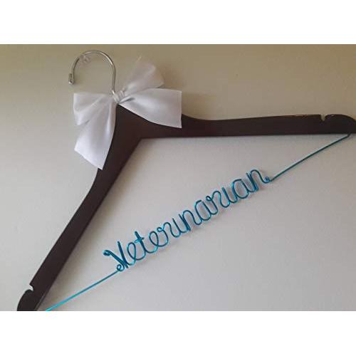 Personalized Veterinarian Hanger, Doctor Graduation Hanger, College Graduation, White Coat Ceremony, First White Coat Hanger One line, Handmade Hanger, Lab Coat Ceremony.