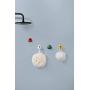Pack of 4 Sticking Hooks ，Without Perforation and Traceless Hooks
