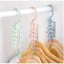 10pcs Random Color Hangers for Clothes Windproof Hanger Fixed Holder Buckle Household Anti-Slip Clothes Hanger Plastic 5 Circle Hanger Organizer