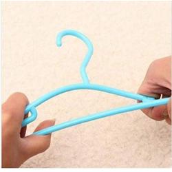 20Pcs Portable Clothes Hanger Random Color Kids Children Toddler Baby Clothes Coat Plastic Hangers Hook Household