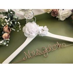 Wedding Dress Hangers - Rose/gold wire Personalized Bridal Hanger with flower,Customized Hanger, Wedding Gift, Wedding Hanger, Bridal shower Gift, Bridesmaid hanger