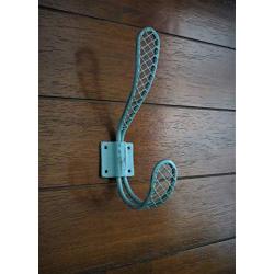 Farmhouse Wall Hook, Mesh Wire Design, Vintage Teal or Pick Color, Metal Wall Hanger, Towel, Keys, Coat Hook, Cottage Chic Vintage Decor