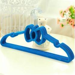 Inveroo 10 Pieces Colorful Velvet Clothes Hangers Bowknot Velvet Coat Hanger Non-Slip Flocking Hangers 41cm