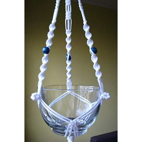 Small macrame plant hanger