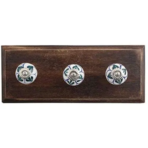 Indianshelf Handmade 2 Artistic Vintage Green Wooden Shamrock Wall Hooks Hangers/Clothes Hooks for Wall Indianshelf Handmade 2 Artistic Vintage Green Wooden Shamrock Wall Hooks Hangers/Clothes Hooks for Wall