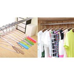 LZLAN Wide Shoulder Hanger Plastic Seamless Windproof Clothing Clothes Rack (Green,One Size)