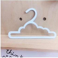 5pcs Random Color Wooden Cloud Cloth Hangers Clothes Dryer Rack for Baby Kids Decor Crafts Clothing