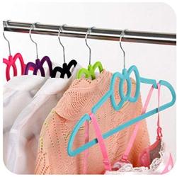 10pcs Random Color Nonslip Velvet Clothes Hangers 360 Degree Swivel Hook Strong and Durable Flocked Cloth Velvet Hanger