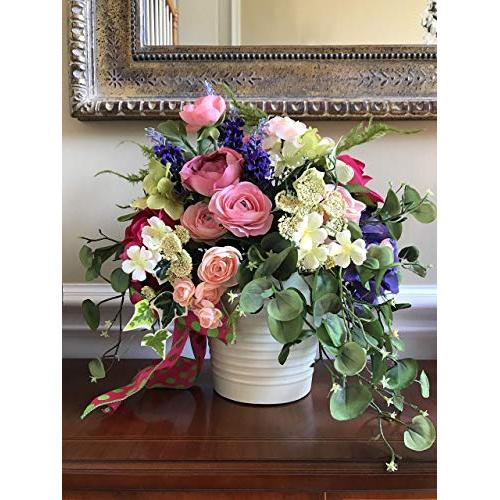 Elegant door hanger designed by mommykimstyle