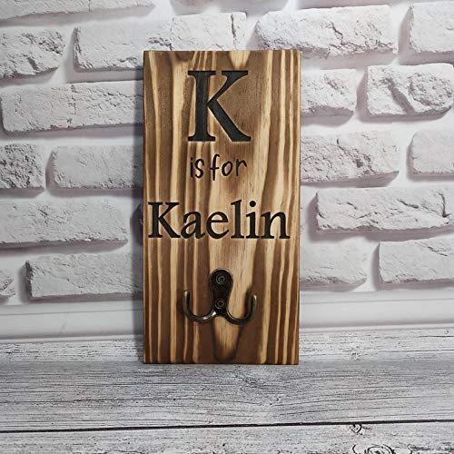 Personalized Coat hanger - Backpack kids Holder - farmhouse holder - Personalized Name Sign - Kids rack - Bathroom towel hanger - Custom Wood Sign