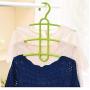 5pcs Random Color Multifunctional Creative Fishbone Anti-Skid Multi Layers Clothes Hanger Decoration