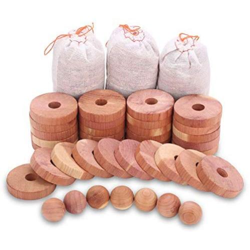 Homode Moth Protection Cedar Hanger Rings, Aromatic Cedar Balls and Cedar Sachets for Closets and Drawers Storage, 40-Pieces Combo Pack