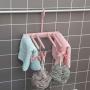 HJYPYJ Magic Hanger,Portable PP Folding Hanger,with Clip Space-Saving Organizer Hangers, Windproof/Random Color / 3 pcs