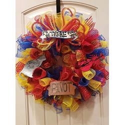 FRIENDS TV SHOW -PIVOT, SMELLY CAT, LOBSTER - DECO MESH WREATH - FREE SHIPPING - WREATH HANGER INCLUDED