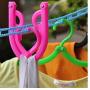 10pcs Random Color Travel Portable Clothes Hanger Folding Plastic Non-Slip Plastic Hanger with Hook Drying Clothespin Towel Sock Cloth Hanger