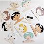 5pcs Random Style Cute Cartoon Princess Girls Wooden Children Clothes Hanger Lovely Wood Coat Rack Baby Hanger for Kids Room Decoration Hook