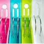 Daycount Pack of 4 Beach Towel Clips, Large Balcony Clips for Beach Chair Curise Heavy Duty Hanger for Towels, Clothes, Quilt, Blanket, Keep Your Towel from Blowing Away (Random Color)