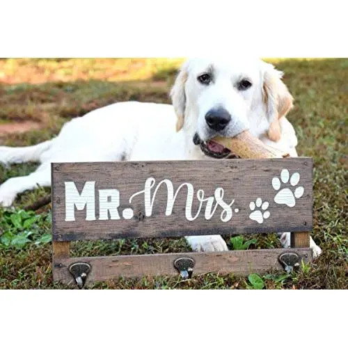 Key & Leash Holder - Mr Mrs Coat Rack - Mr Mrs Key Hanger Leash Hanger - Dog Lovers Gift - Key and Leach Hook - Key and Leash Hanger Key & Leash Holder - Mr Mrs Coat Rack - Mr Mrs Key Hanger Leash Hanger - Dog Lovers Gift - Key and Leach Hook - Key and Leash Hanger