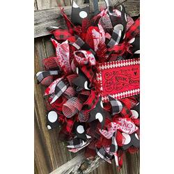 Valentine Love Wreath | Valentine Decor | Valentine Door Hanger | Wall Decor | Kissing Booth Valentines Wreath| FREE Shipping | Hard Working Mom