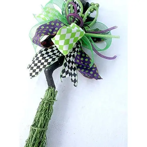 Halloween witch broomstick, Halloween wreath, Witch wreath, Fall wreath, fall décor, door décor, Halloween door hanger, witch decor Halloween witch broomstick, Halloween wreath, Witch wreath, Fall wreath, fall décor, door décor, Halloween door hanger, witch decor