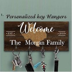 Home With City And State Color Key Holder for wall, Personalized brown family key hanger, Custom last name key hanger, Personalized Wall Mount Key Rack, Housewarming Gift, State home key hanger