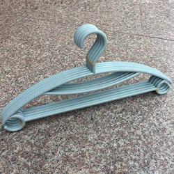 SUHXS Plastic Hangers, Thick and Non-Marking Wet and Dry Hangers, Clothes Support Hanging 40Cm 10 Light Blue