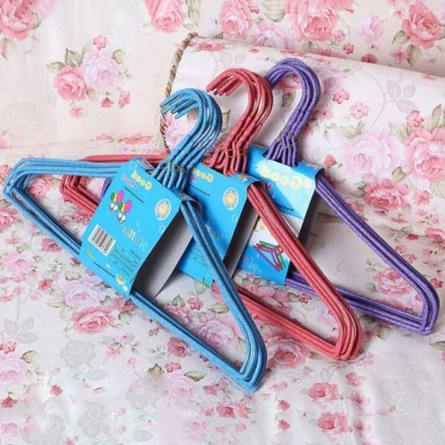 10Pcs PVC Coated Metal Hanger Clothes Random color