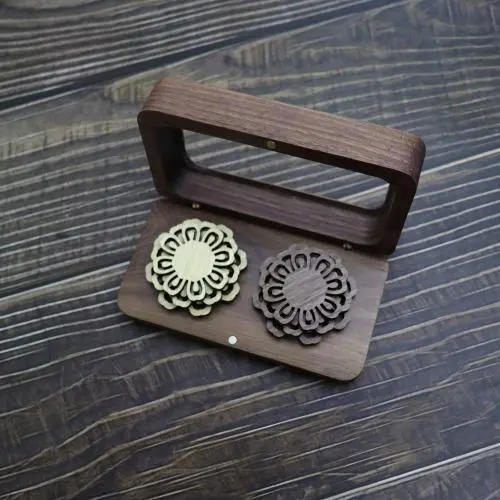 Boutique Accessories Black Walnut Brooch Suit Shirt Men's Corsage Jewelry Set Packaging Transparent Storage Box Boutique Accessories Black Walnut Brooch Suit Shirt Men's Corsage Jewelry Set Packaging Transparent Storage Box